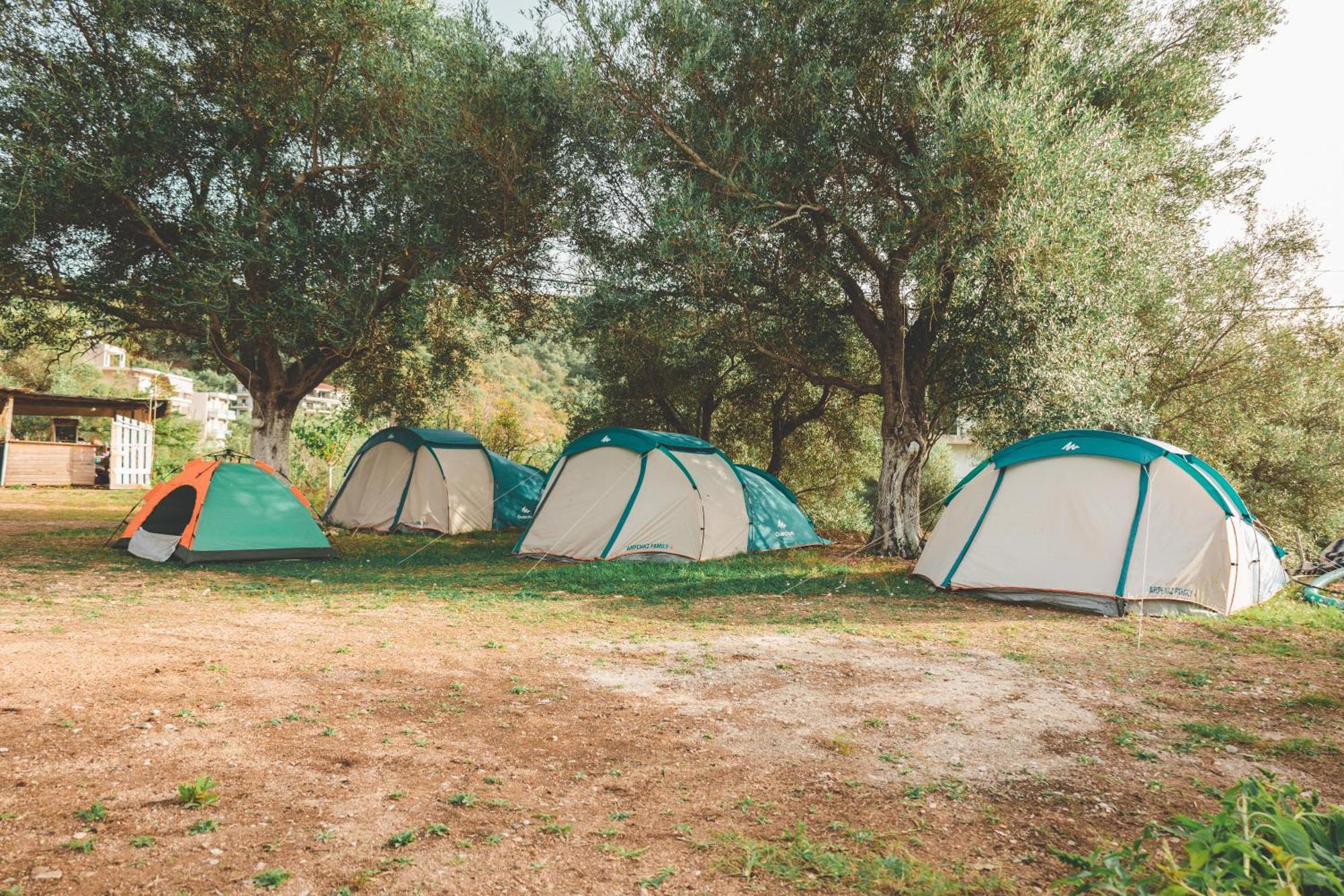 Olive Camping Hotel Himare Exterior photo